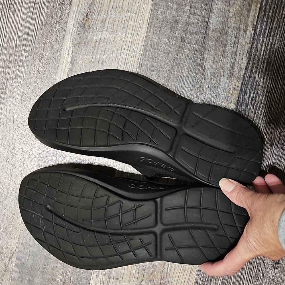 Oofos Mens Oomg Eezee Shoes - Picture 7 of 10